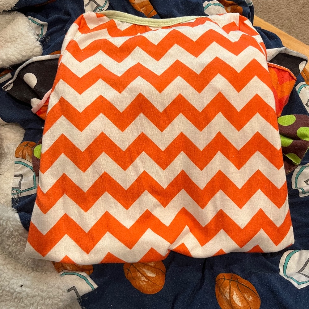 B 14 Icing Ruffle Romper - Picture 2 of 6